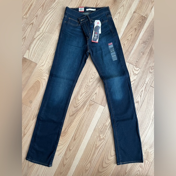 LEVI’S for women 28 x 32 NEW with TAG - Picture 4 of 7